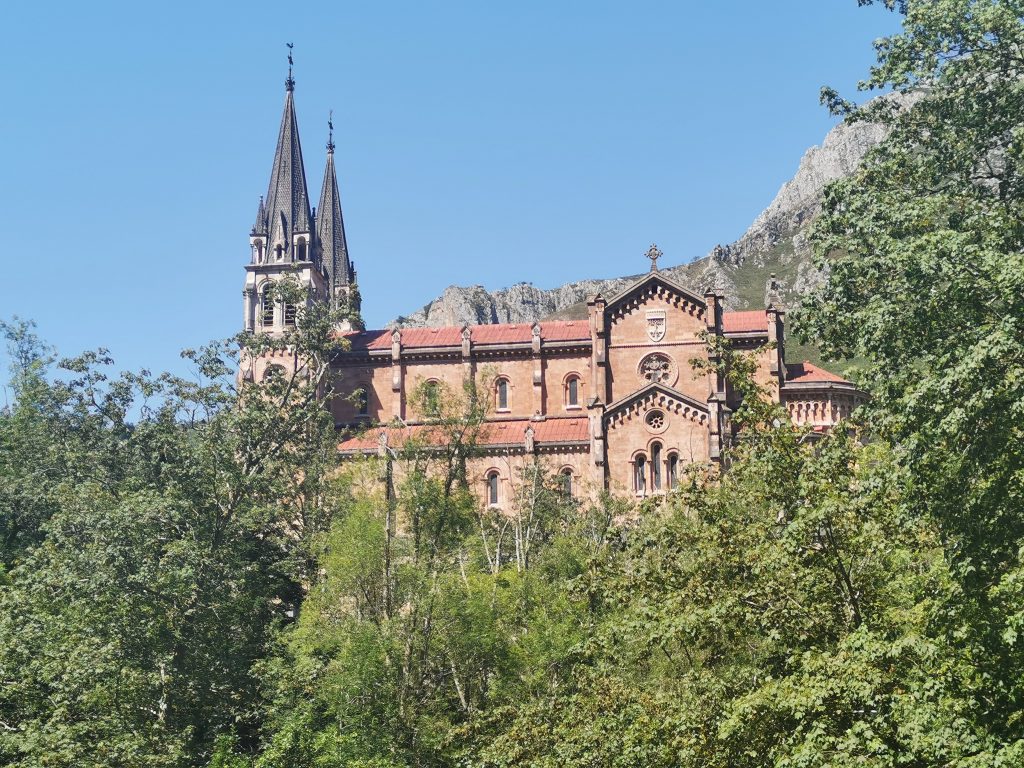 Basílica Santa Maria la Real de Covadonga