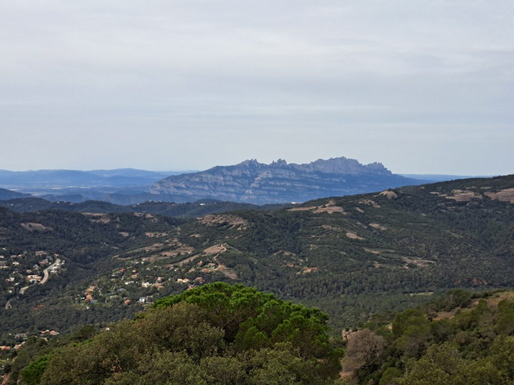 Vistas a Montserrat desde la Mola